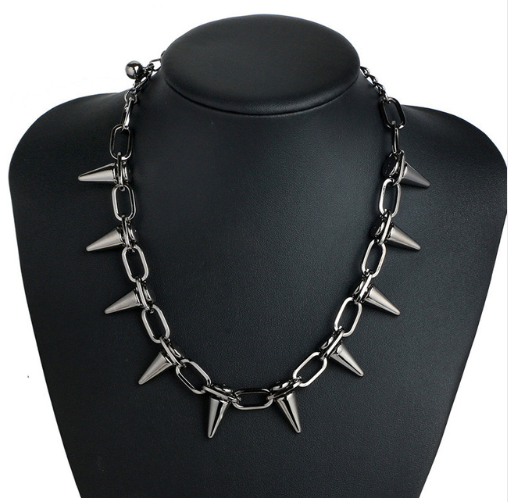 Spikes Necklace